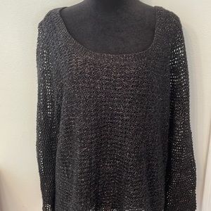 DKNY pretty sweater. Loop pattern with a fine copper color sewn through. 18/20